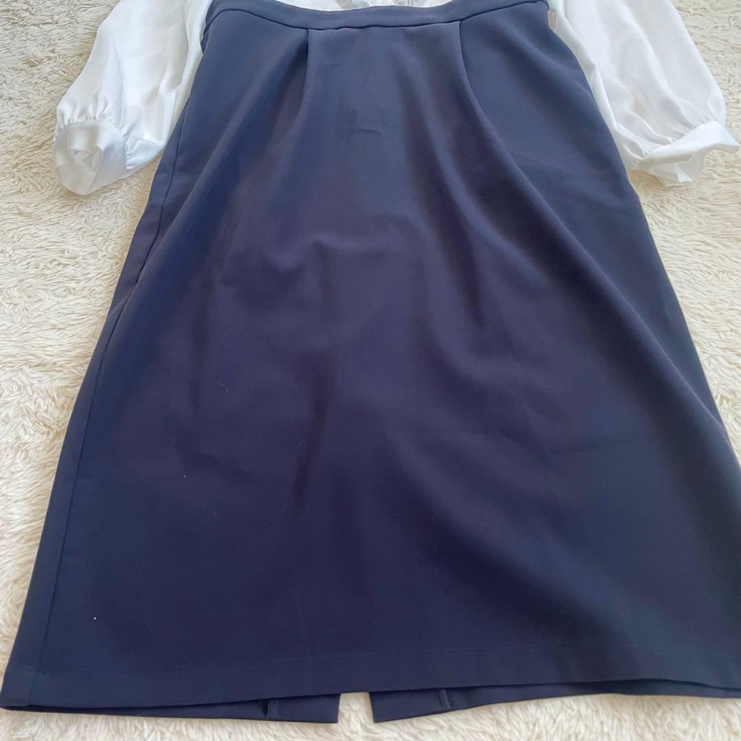 elmone様現行✨ケイミー　通年素材　サテンフリルワンピース　ストレッチサテン