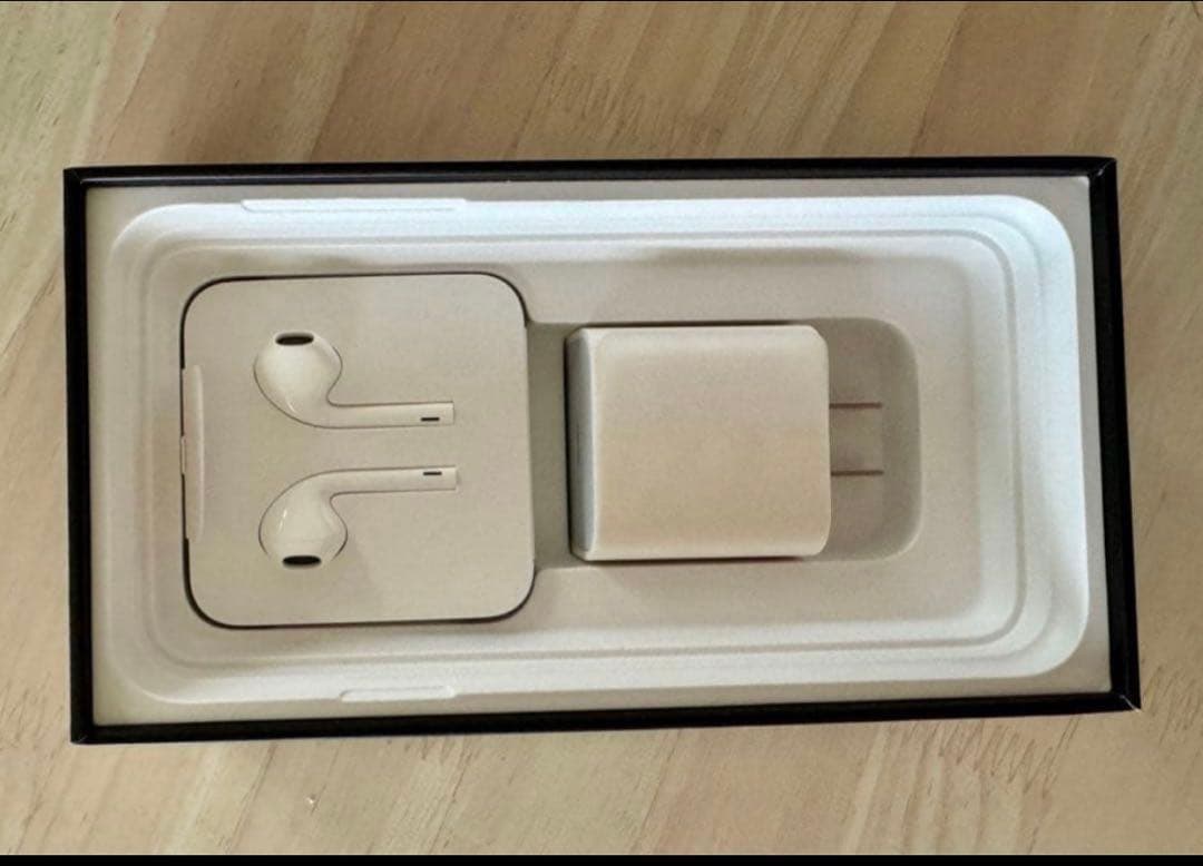 iPhone 11 Pro Max 64GB SIMフリー