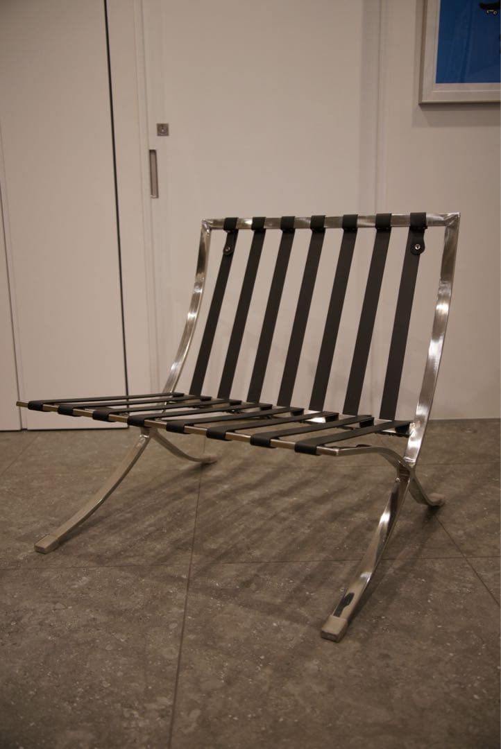 バルセロナチェア 1人掛け ソファ 本革 希少 オリーブ色 リプロダクト