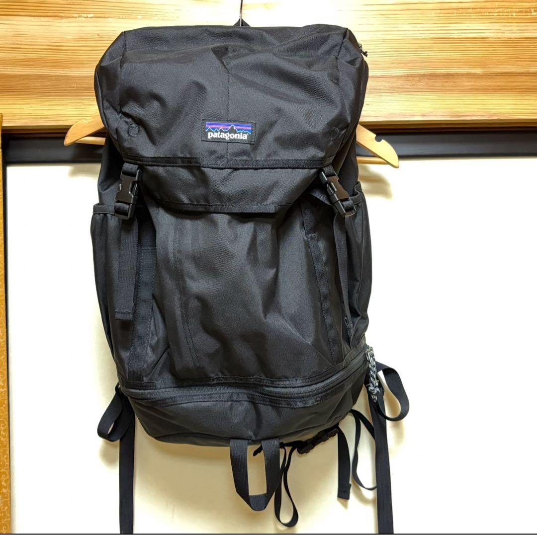 patagonia ブラック バックパック