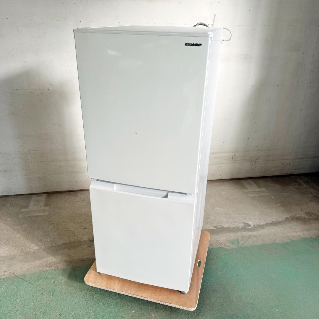 SHARP 冷蔵庫 小型 一人暮らし 152L 2021年製 KR0140