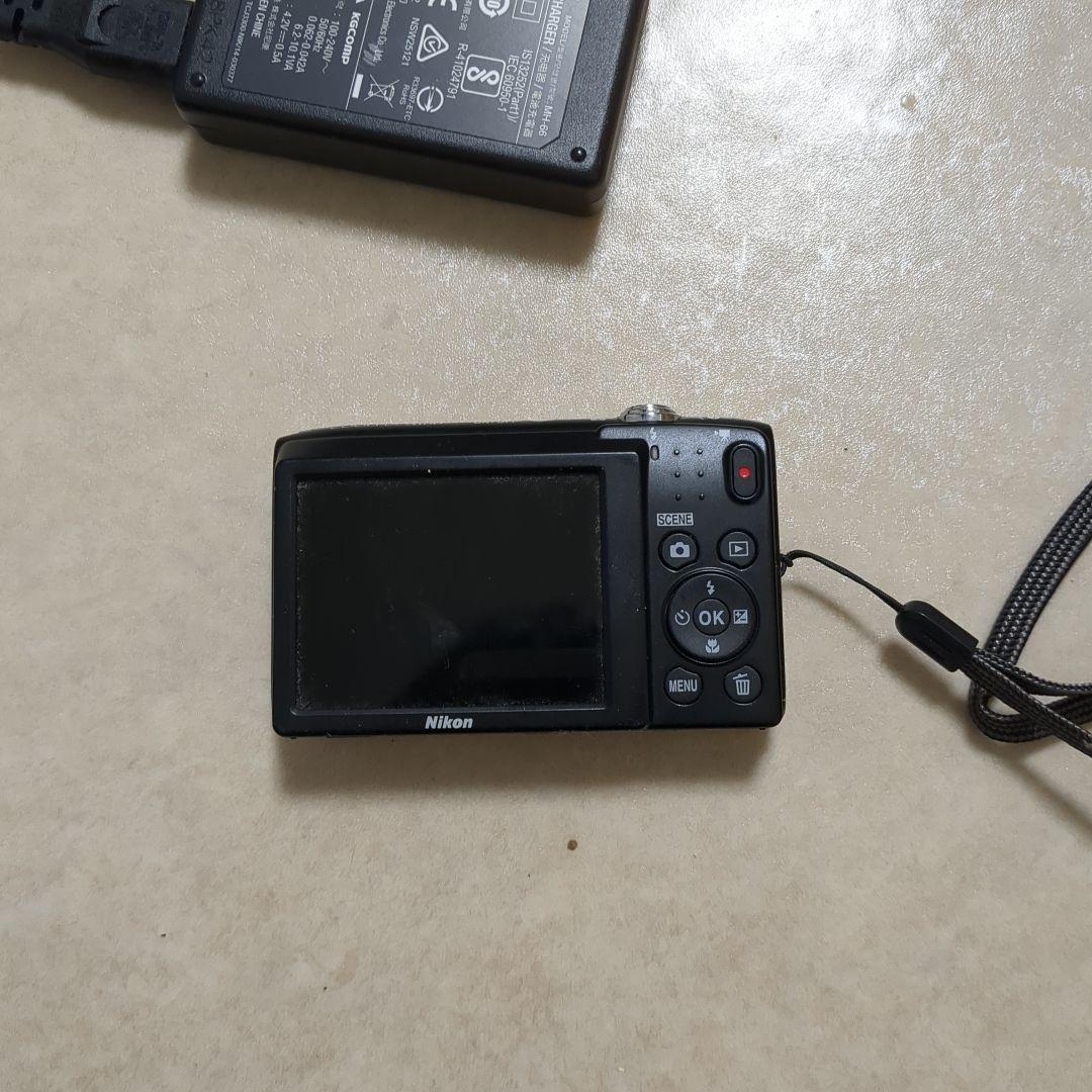 デジタルカメラ Nikon COOLPIX A100