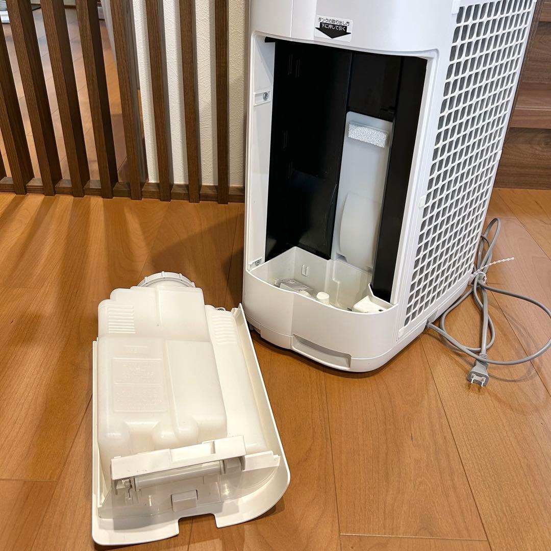 美品⭐️　2023年製　加湿機能未使用　SHARP　空気清浄機　KI-RS50