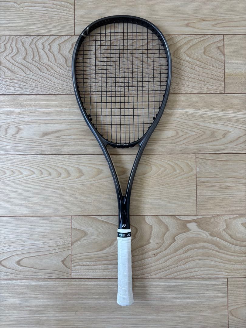ヨネックス YONEX ボルトレイジ 8S 美品 新色