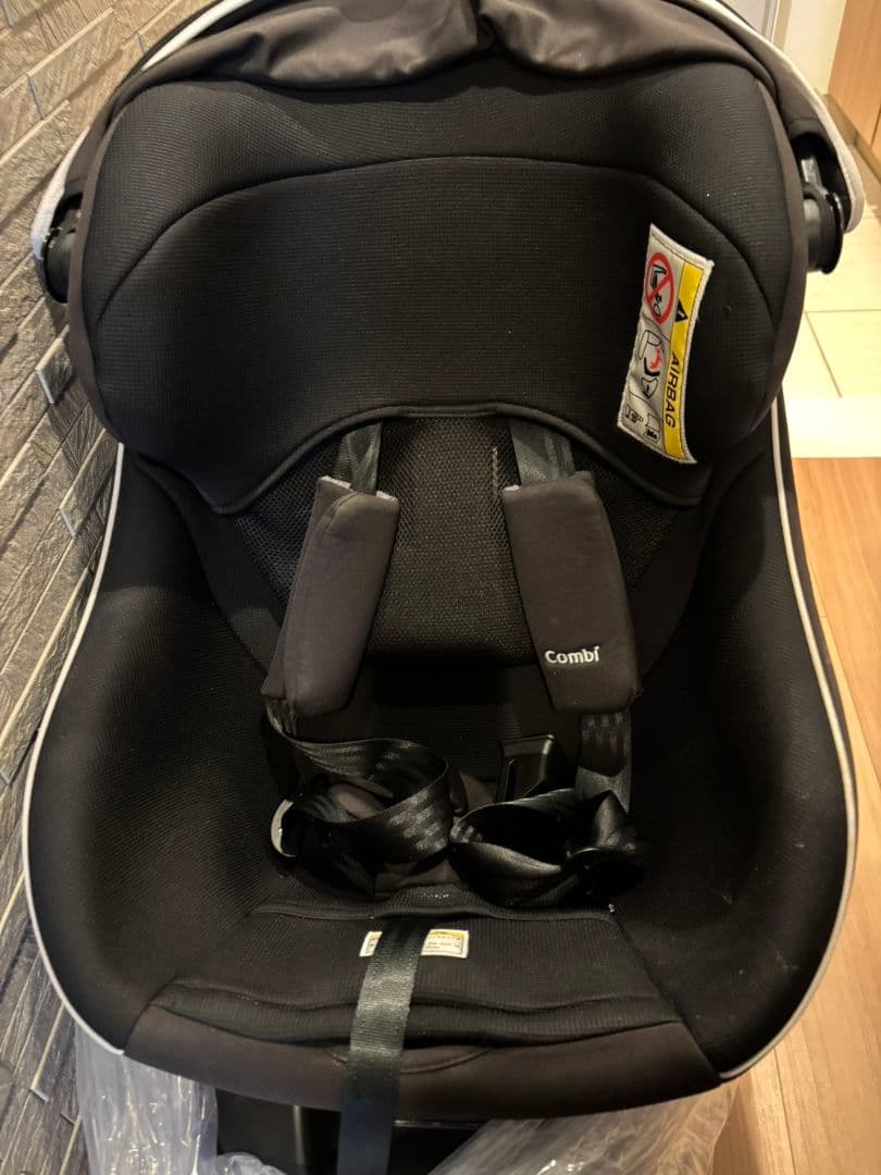 Combi クルムーヴスマートISOFIXエッグショックNeo