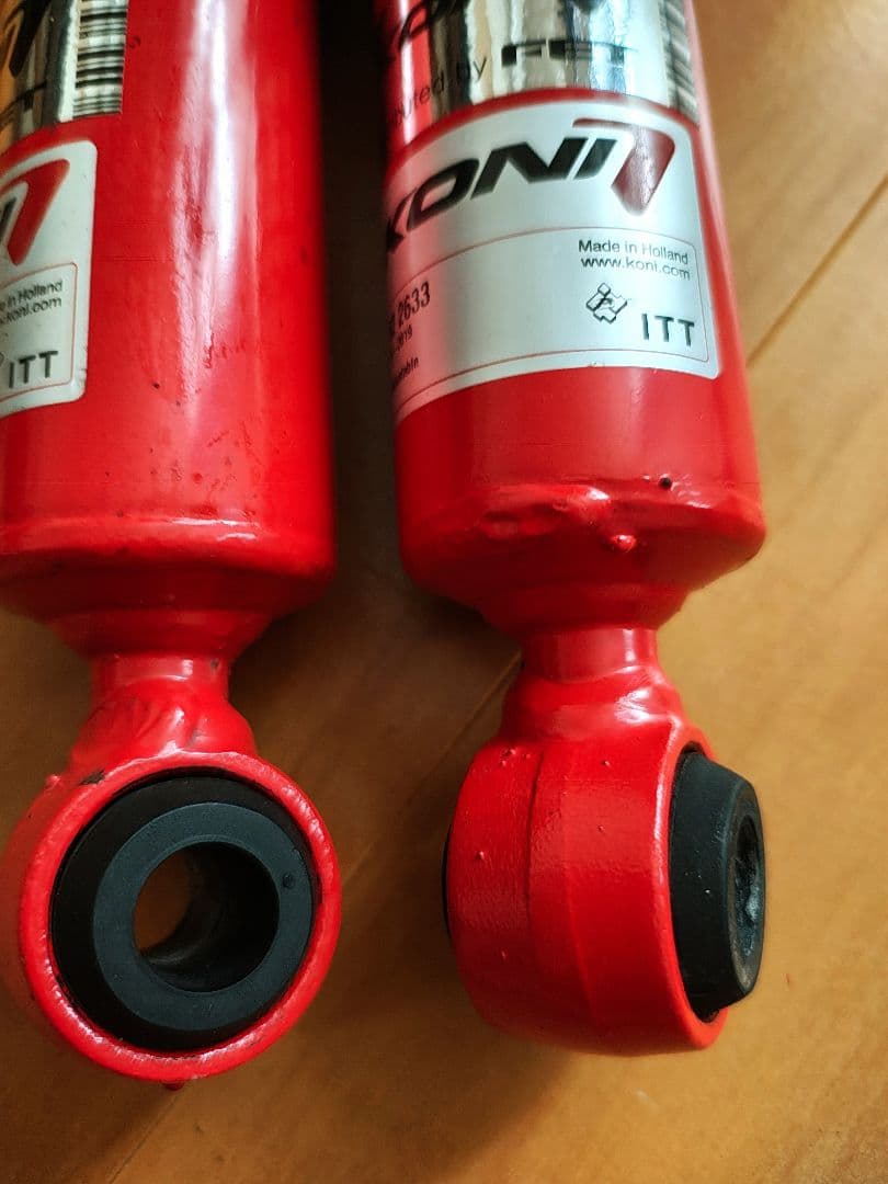 ハイラックス GUN125 ダンパー4本スプリング2本セット