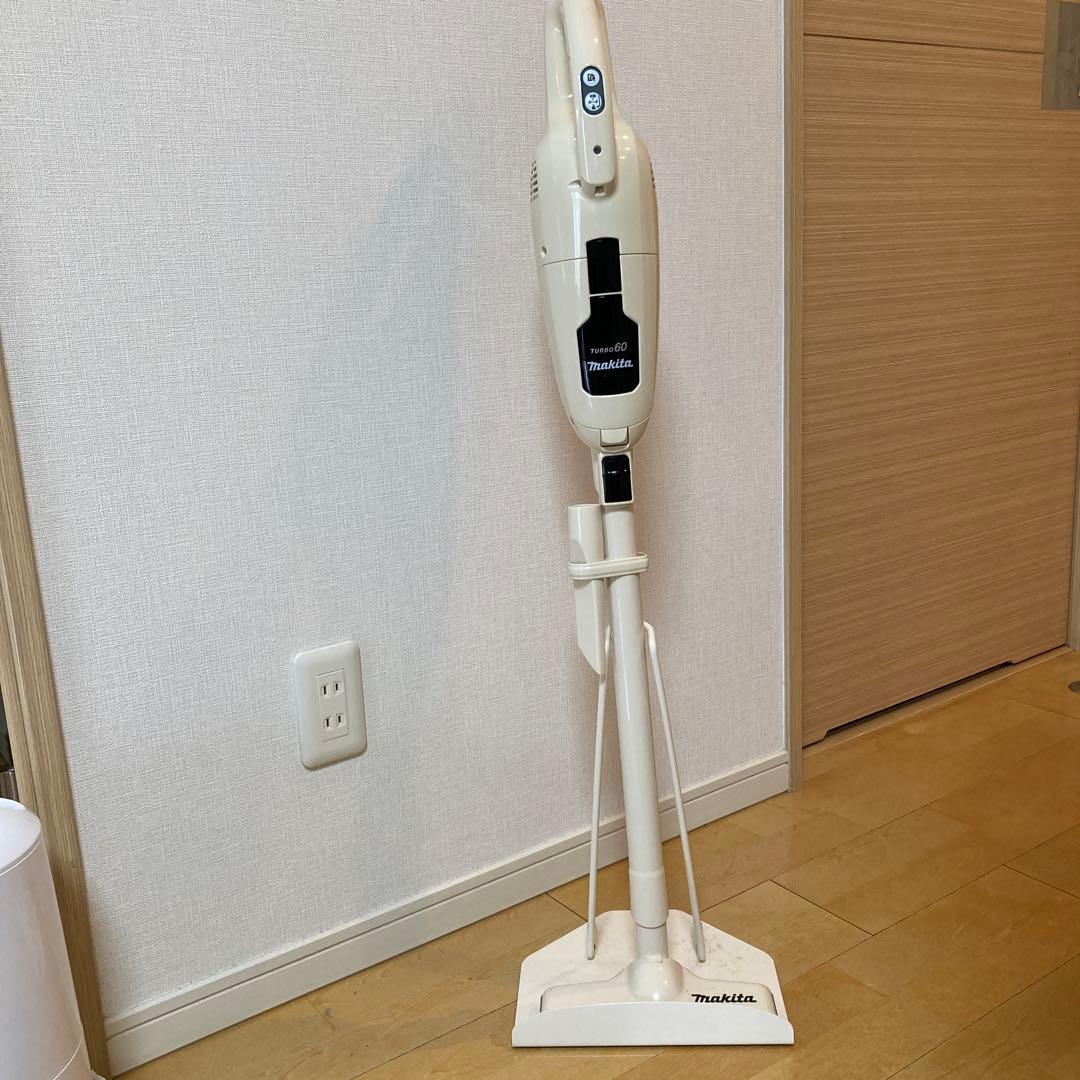 Makita Tune60 コードレス掃除機 ホワイト