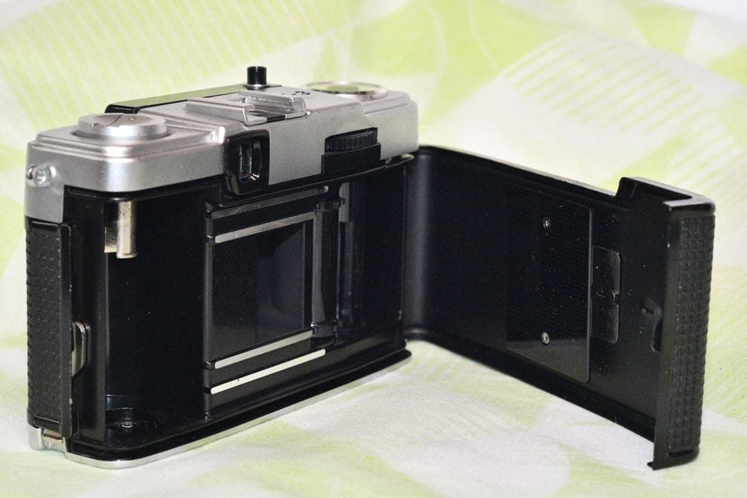 《動作品》OLYMPUS-PEN EE-3 【美品】a364