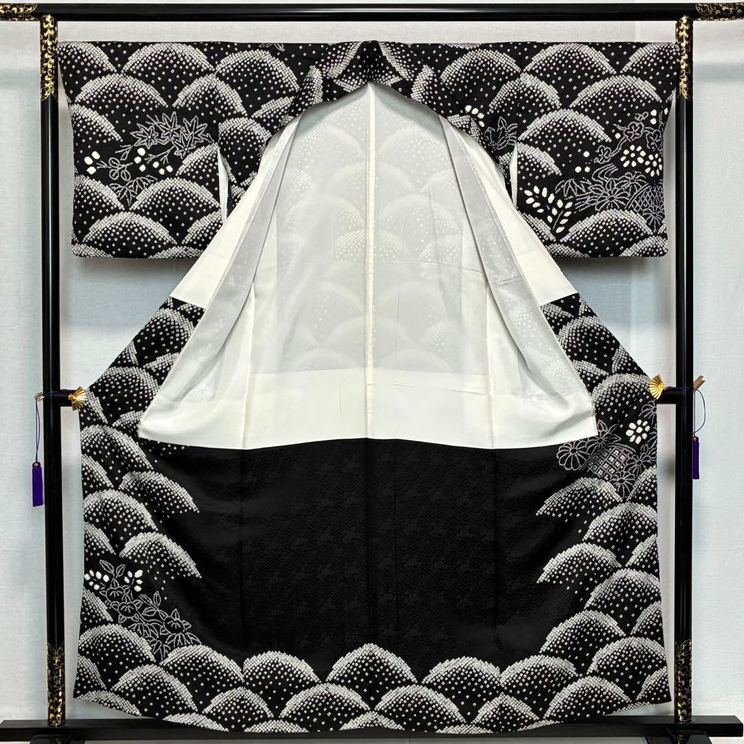 D111藤娘きぬたや 総絞り 訪問着 黒地 青海波 流水 正絹 着物 袷 極美品