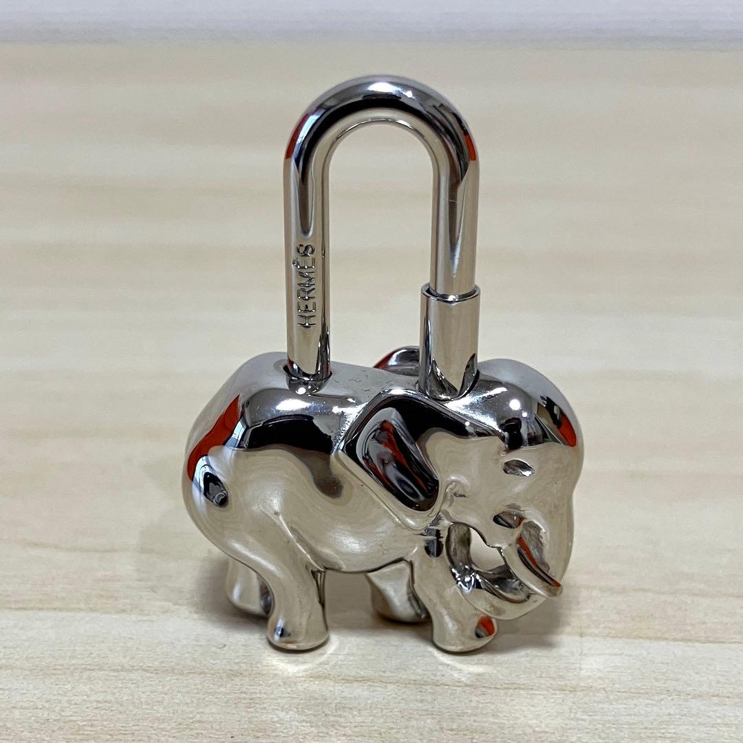 HERMÈS エルメス カデナ エレファント シルバーカラー