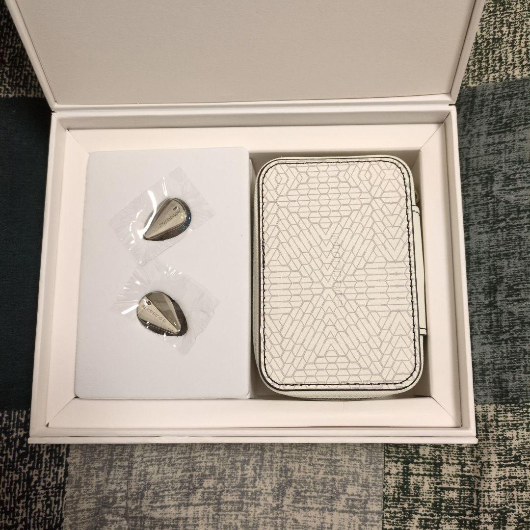 Moondrop Blessing 3 ハイブリッドイヤフォン