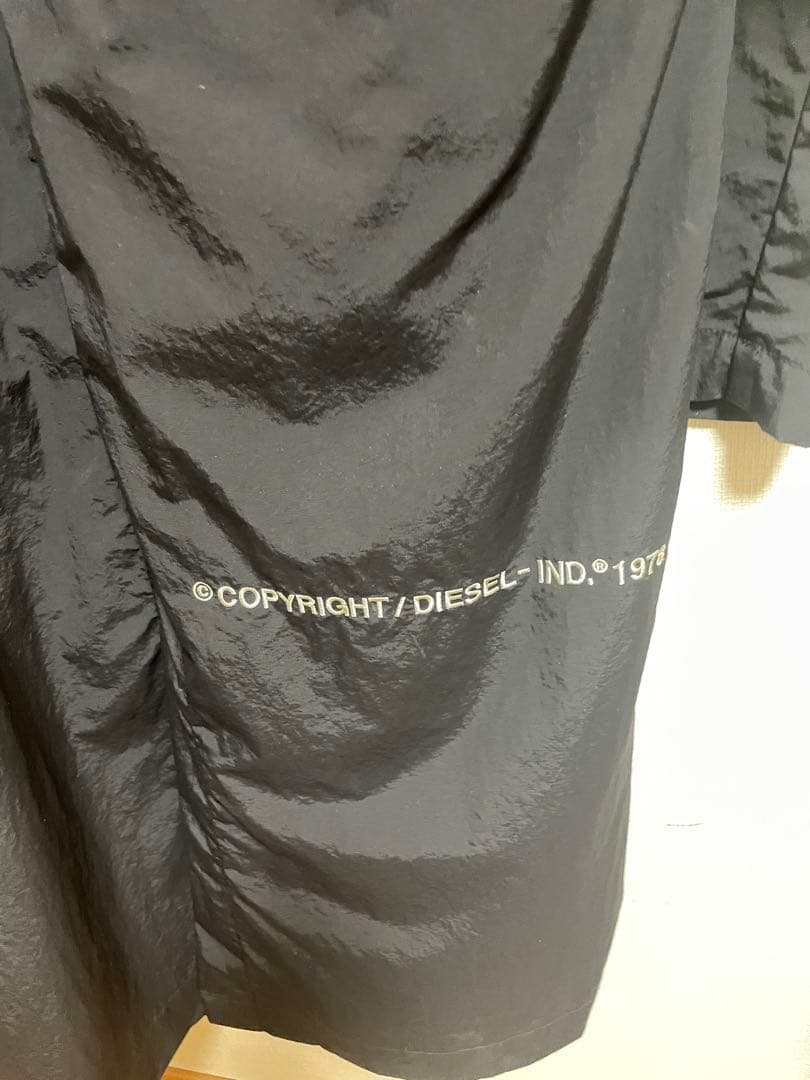 ディーゼル　ナイロンフーデットコート　DESEL