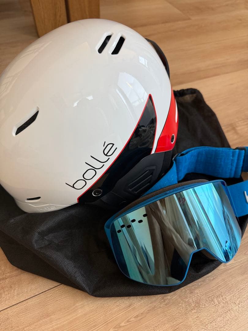 【未使用】Bolle ヘルメット　ゴーグル　セット