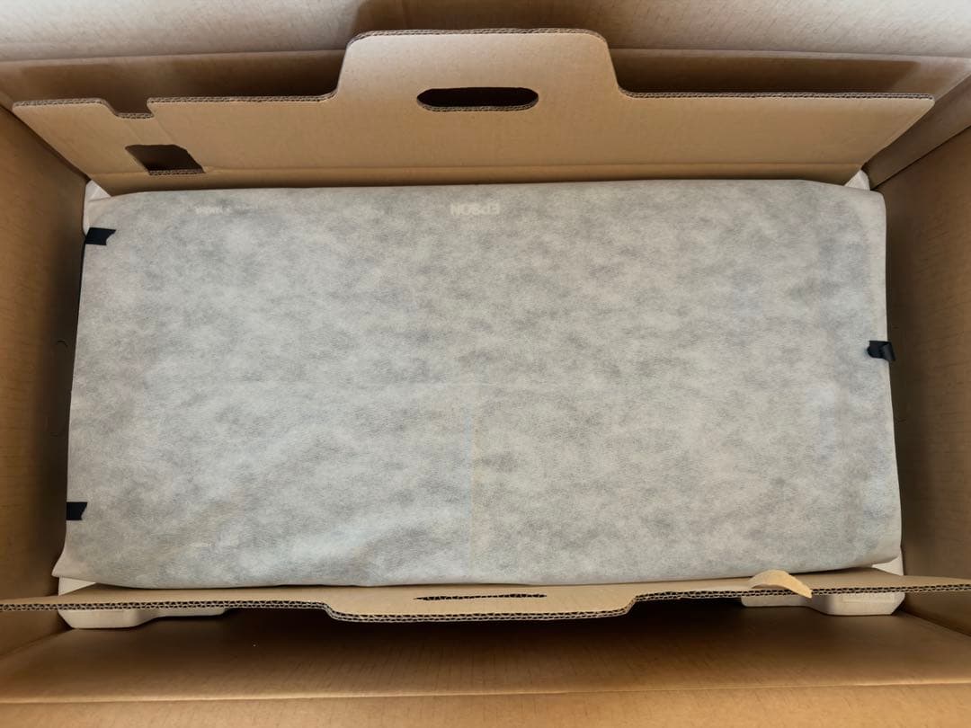 ★新春値下★美品★短利用時間Epson EH-LS800B プロジェクター本体