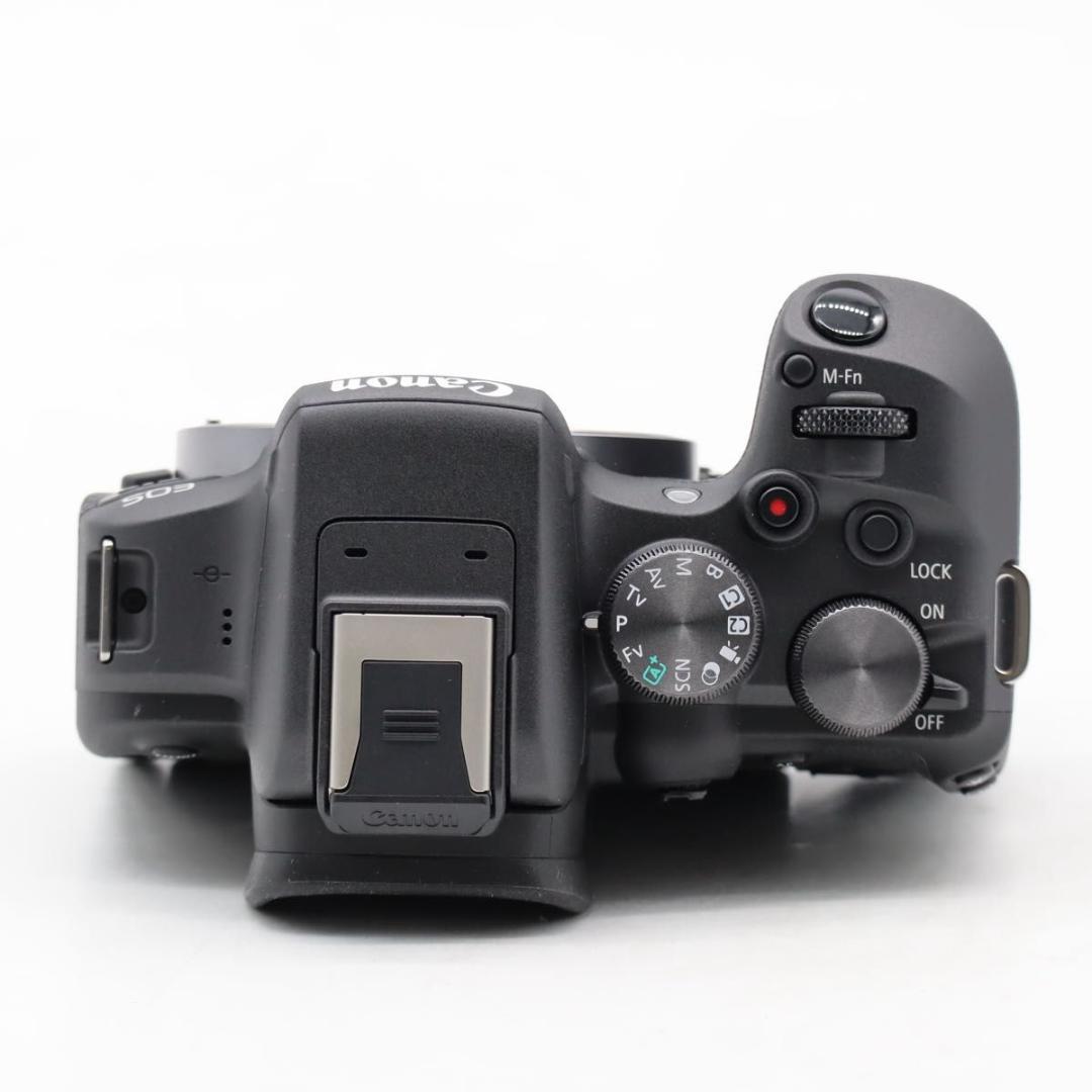 【ショット数1,000以下】Canon EOS R10 ボディ