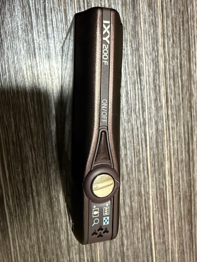 Canon IXY 200F コンパクトデジタルカメラ