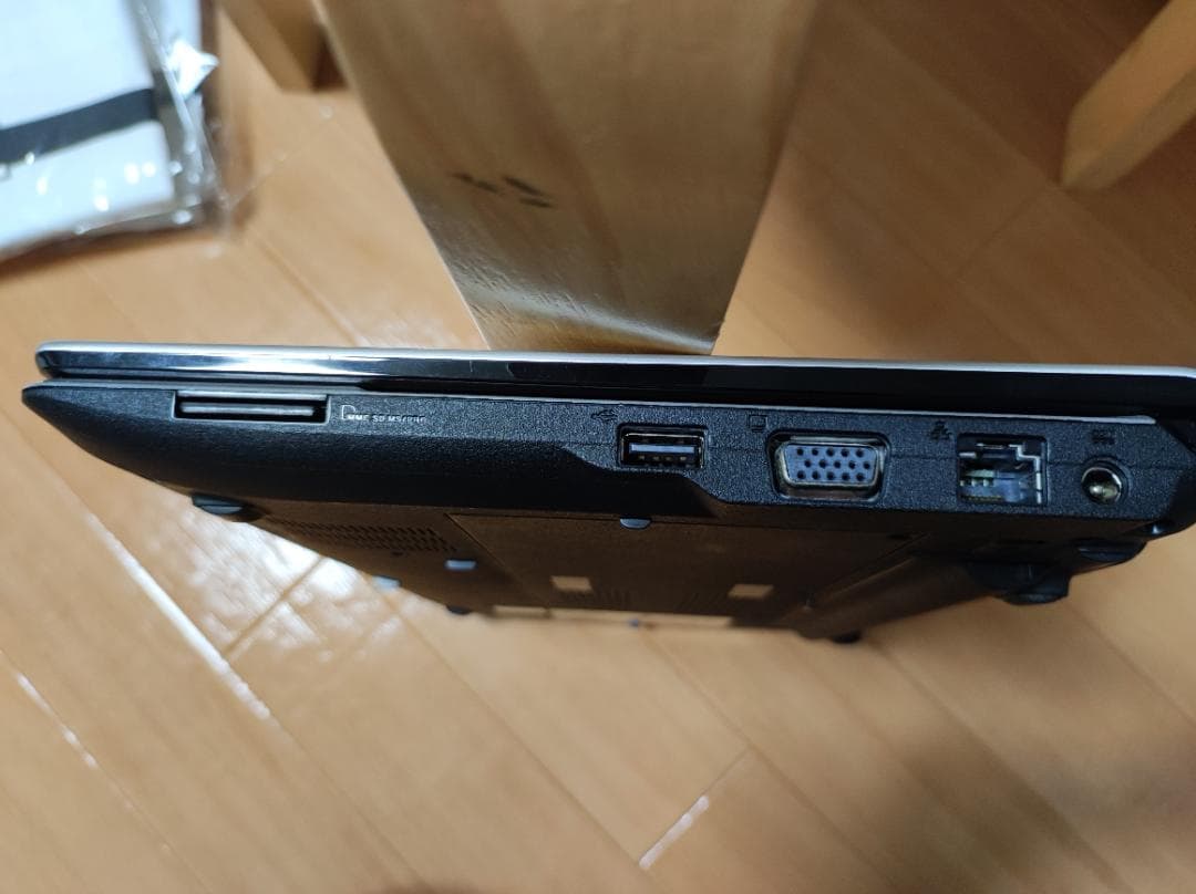 ASUS UL20A ノートパソコン