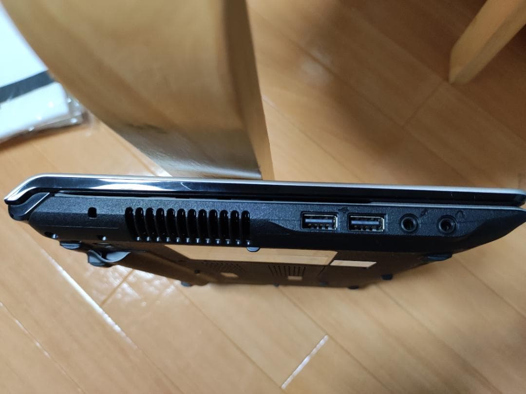 ASUS UL20A ノートパソコン