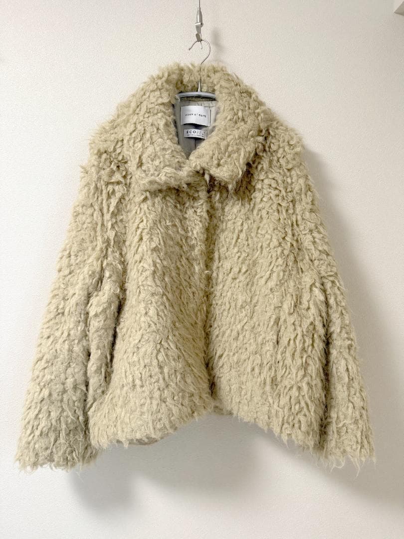 ADAM ET ROPE' FEMME EcopeLループファーハーフコート