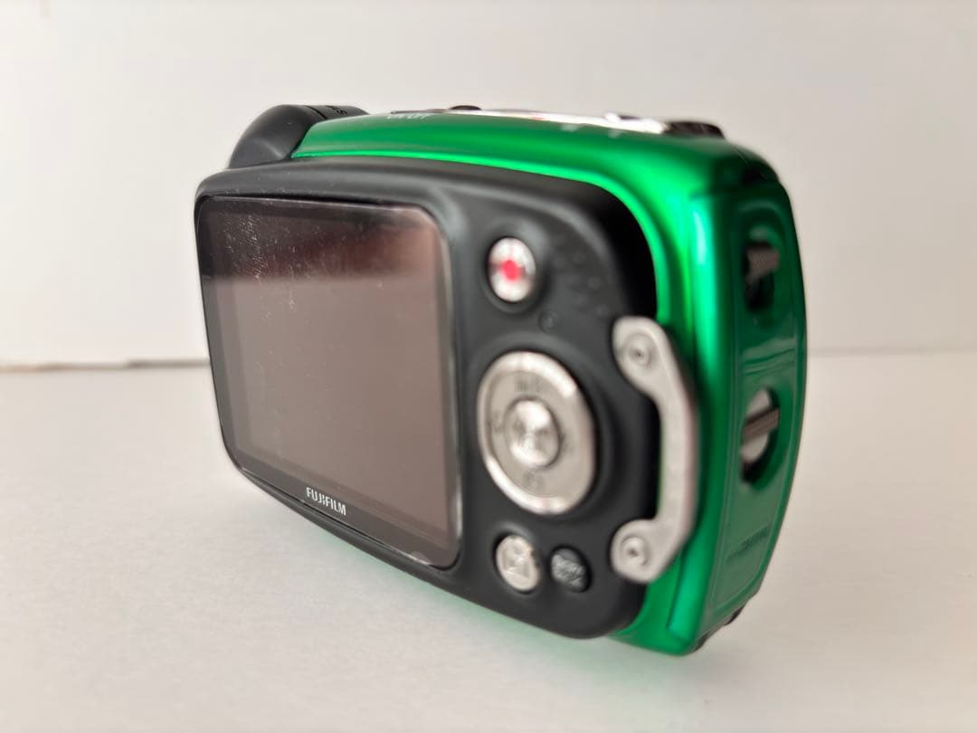 防水デジタルカメラ　FINEPIX XP50