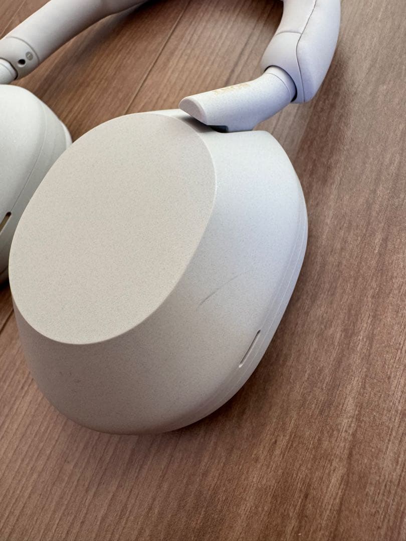 【美品】SONY WH-1000XM5ワイヤレスヘッドホン