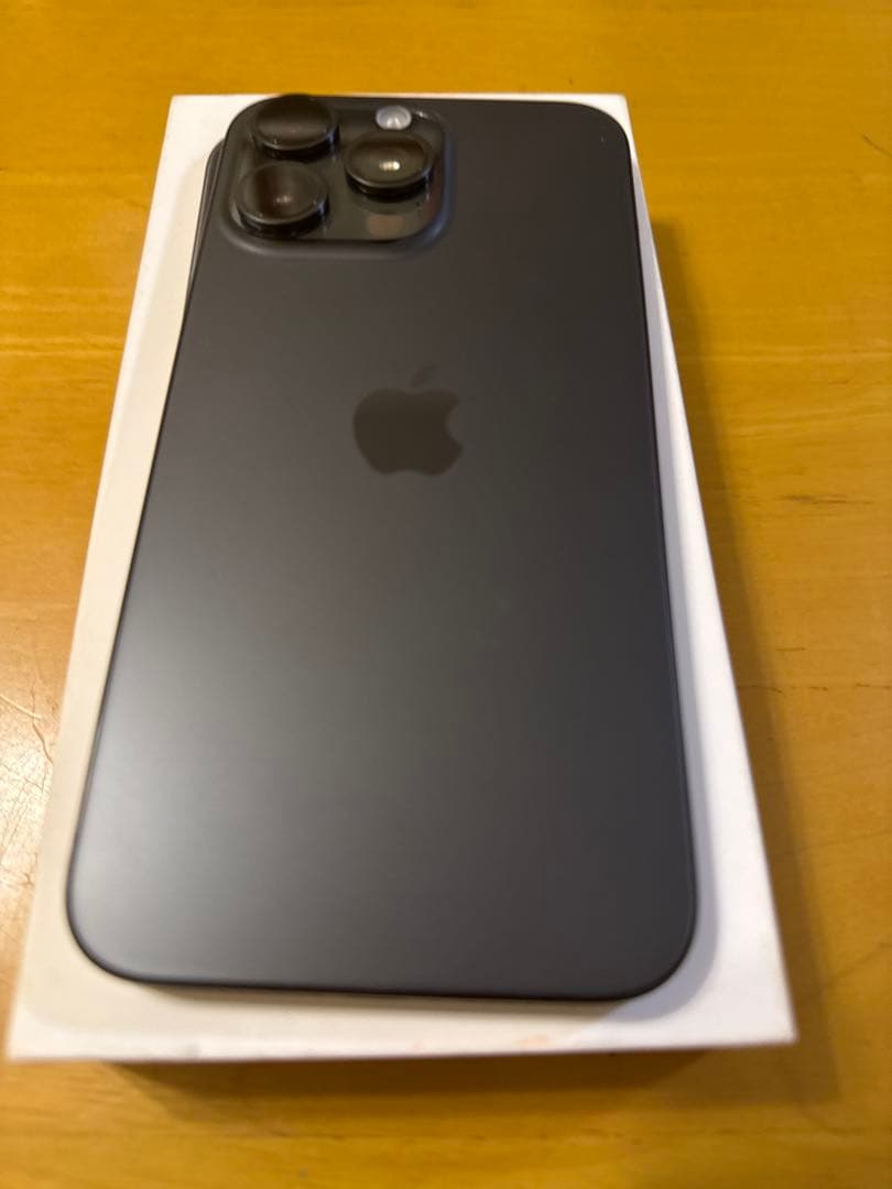 iPhone15 Pro Max 256GB ブラックチタニウム SIMフリー