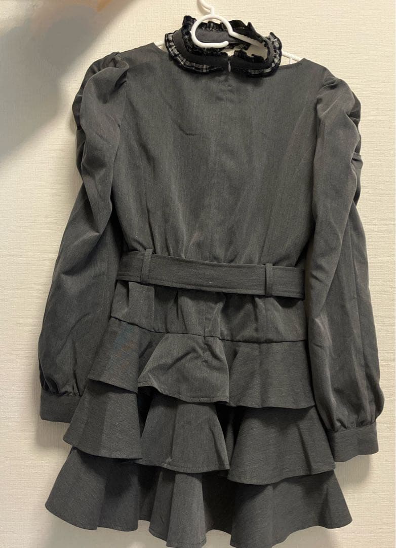 pium 長袖ワンピース　新品未使用品