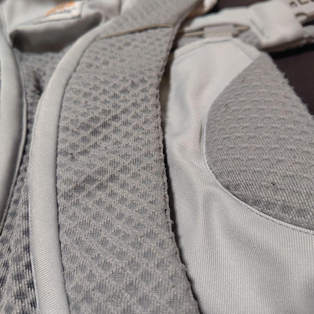 【ergobaby】オムニブリーズ　パールグレー　よだれカバー付き