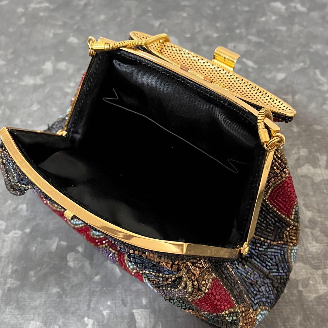 ビーズ　クラッチバッグ　LUMY はしもと　パーティー