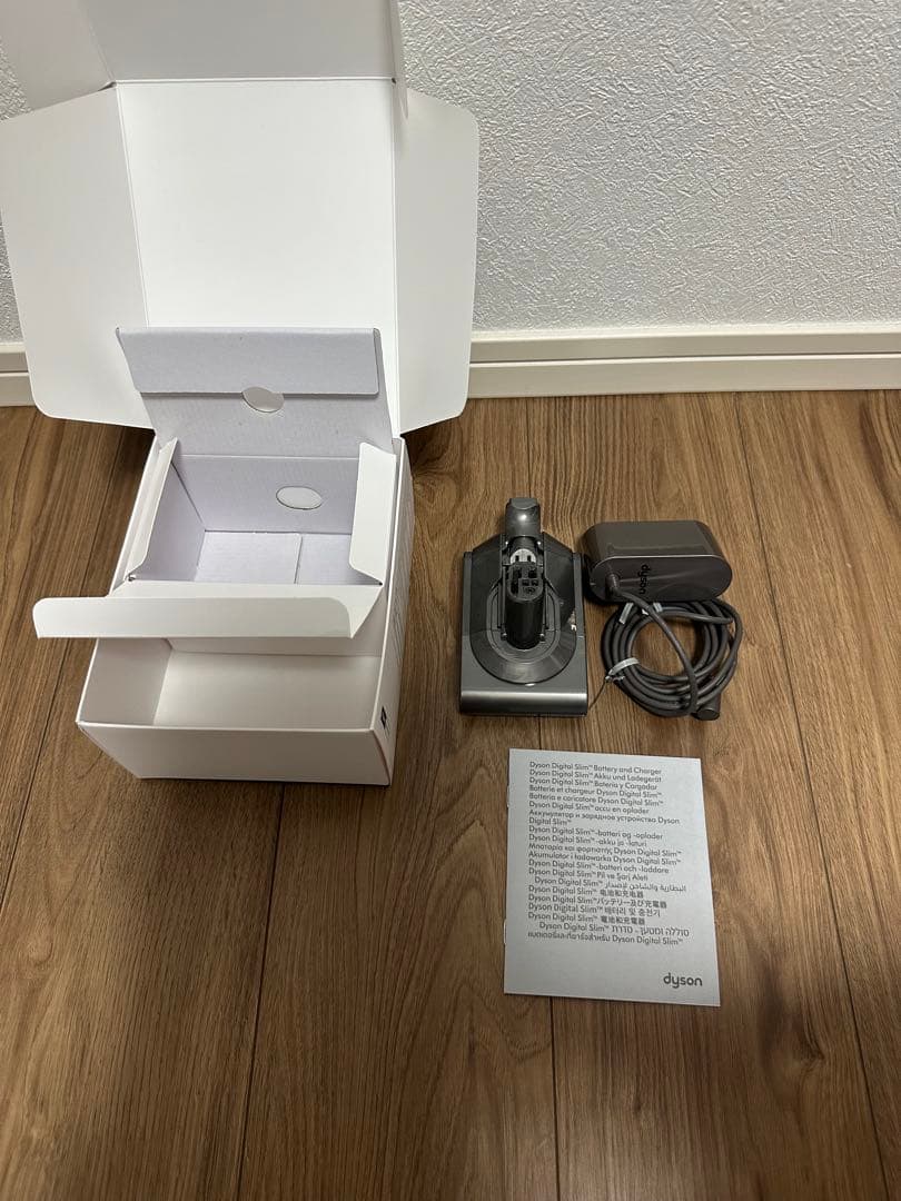Dyson SV18 Slim バッテリー