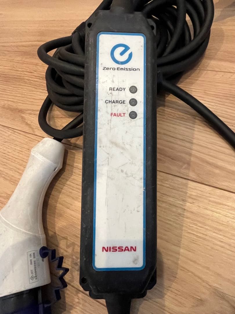 日産 純正リーフ 充電ケーブル