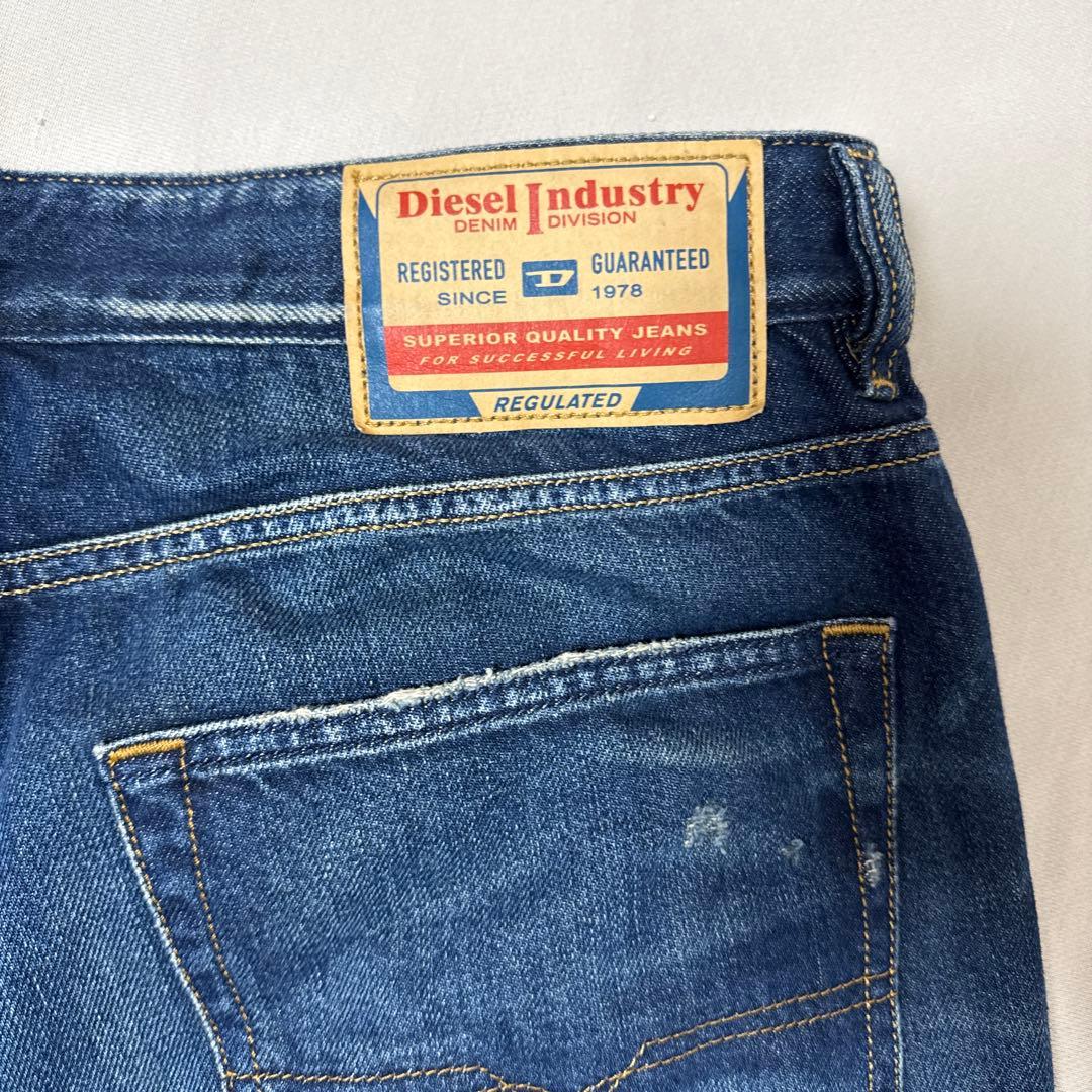 DIESEL ディーゼル　Relaxed Jeans D-RISE