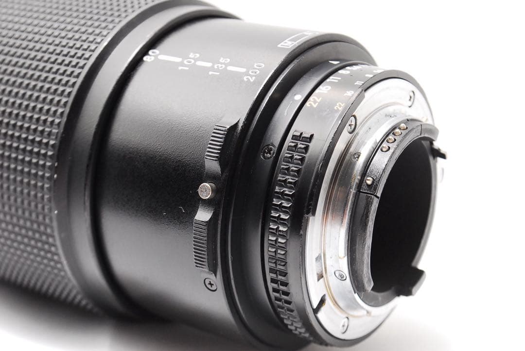 ニコン 三大銘玉 80-200 F2.8 ED プロ愛用 名玉レンズ 明るい望遠