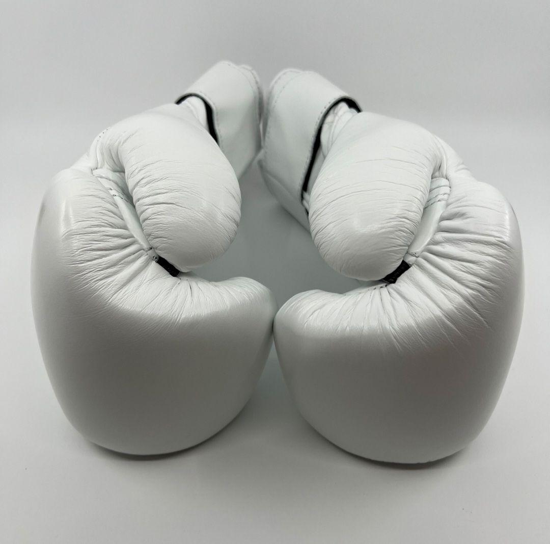 Winning グローブ 10オンス ホワイト