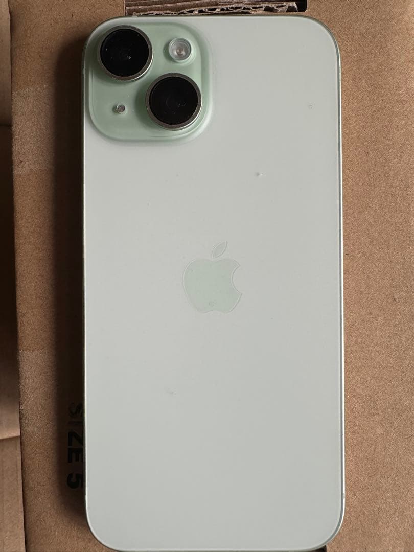 iPhone15 グリーン 128GB