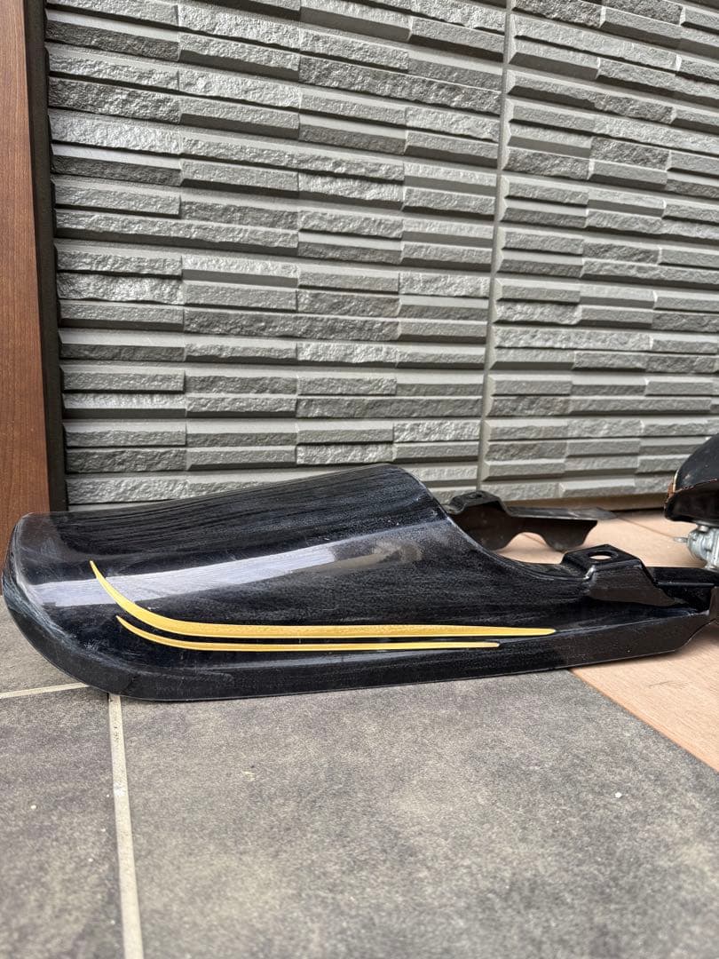 Kawasaki バイクタンク 黒 傷あり kz1000 KZ外装　A2外装