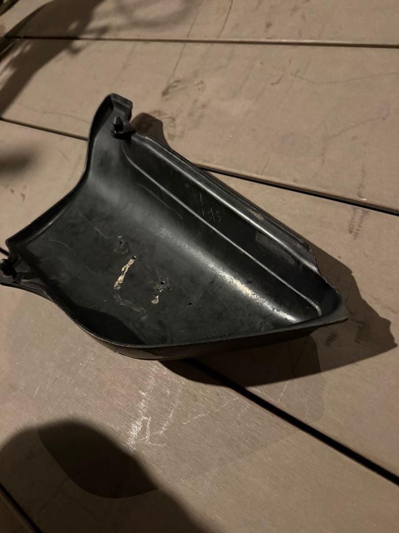 Kawasaki バイクタンク 黒 傷あり kz1000 KZ外装　A2外装