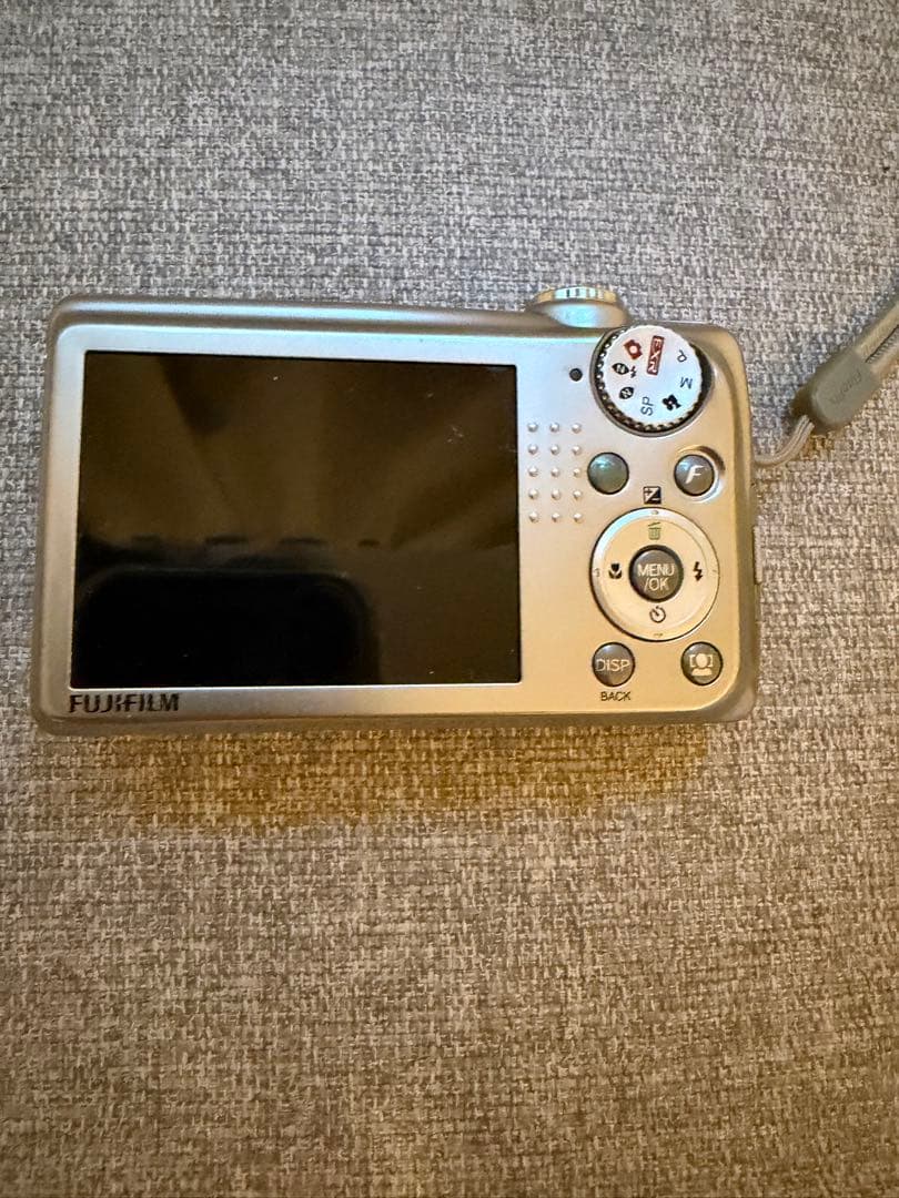 コンパクトデジタルカメラ FinePix F70EXR