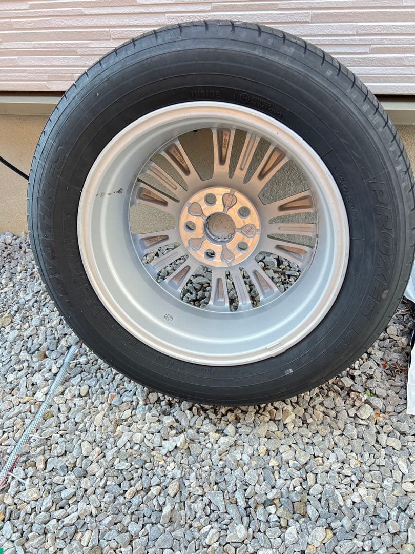 純正ナット付き！ノア 90系 16インチ 205/60r16 4本