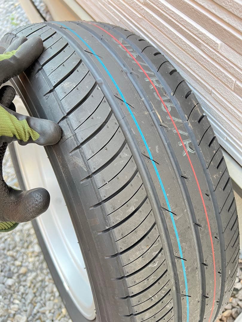 純正ナット付き！ノア 90系 16インチ 205/60r16 4本