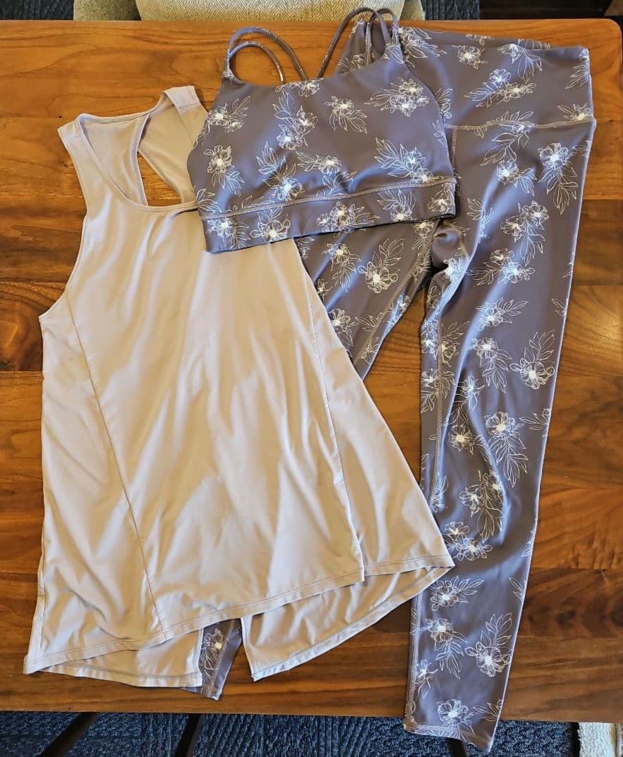 スカーラ　フラワープリントヨガウエア　M　ピンクブラウン　3点セット