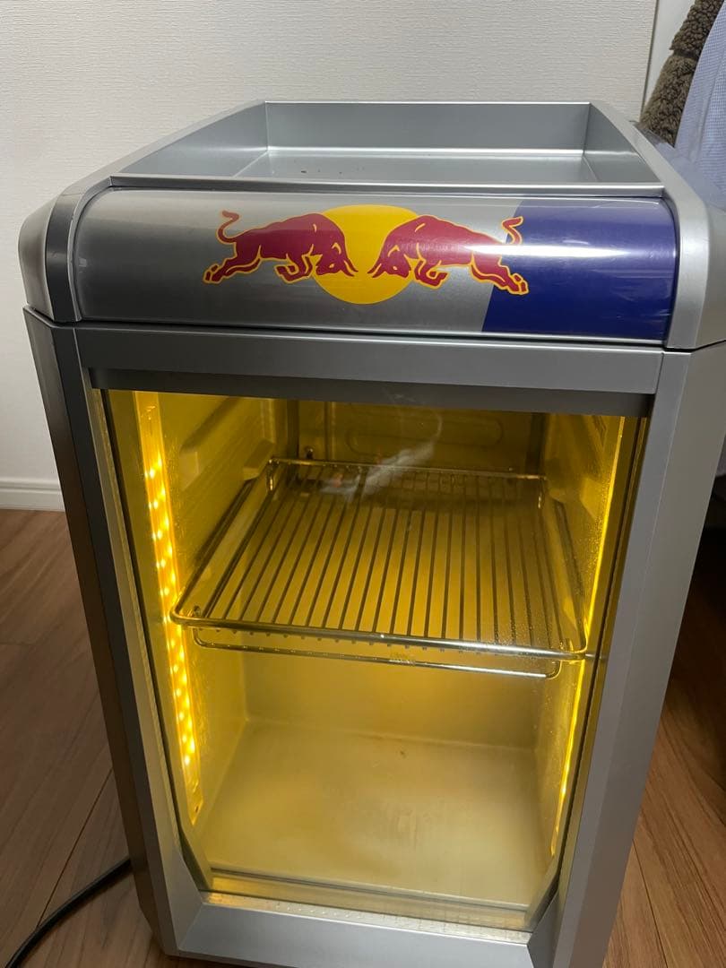 Red Bull 冷蔵庫 コンパクト ガラス扉　非売品 説明書付