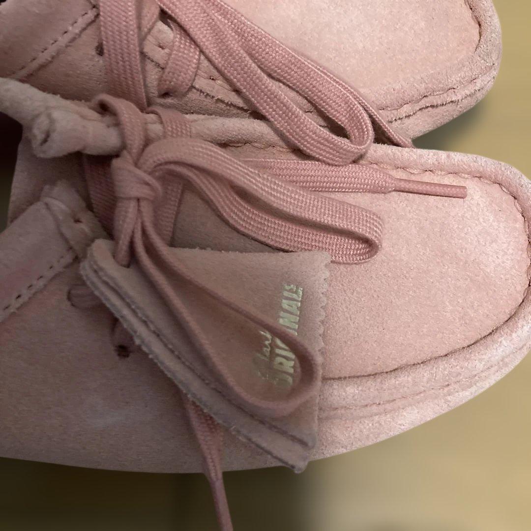 希少クラークス　ワラビー　ピンク23.5cm