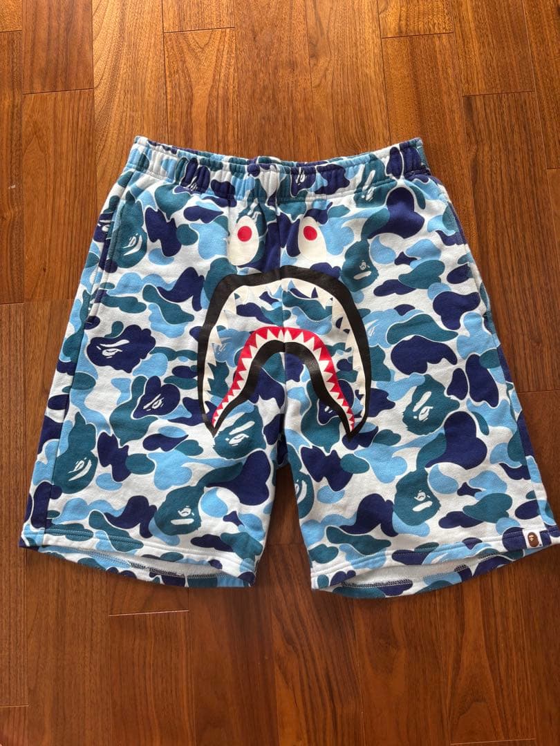 A BATHING APE（ア・ベイシング・エイプ／BAPE）半パン新品