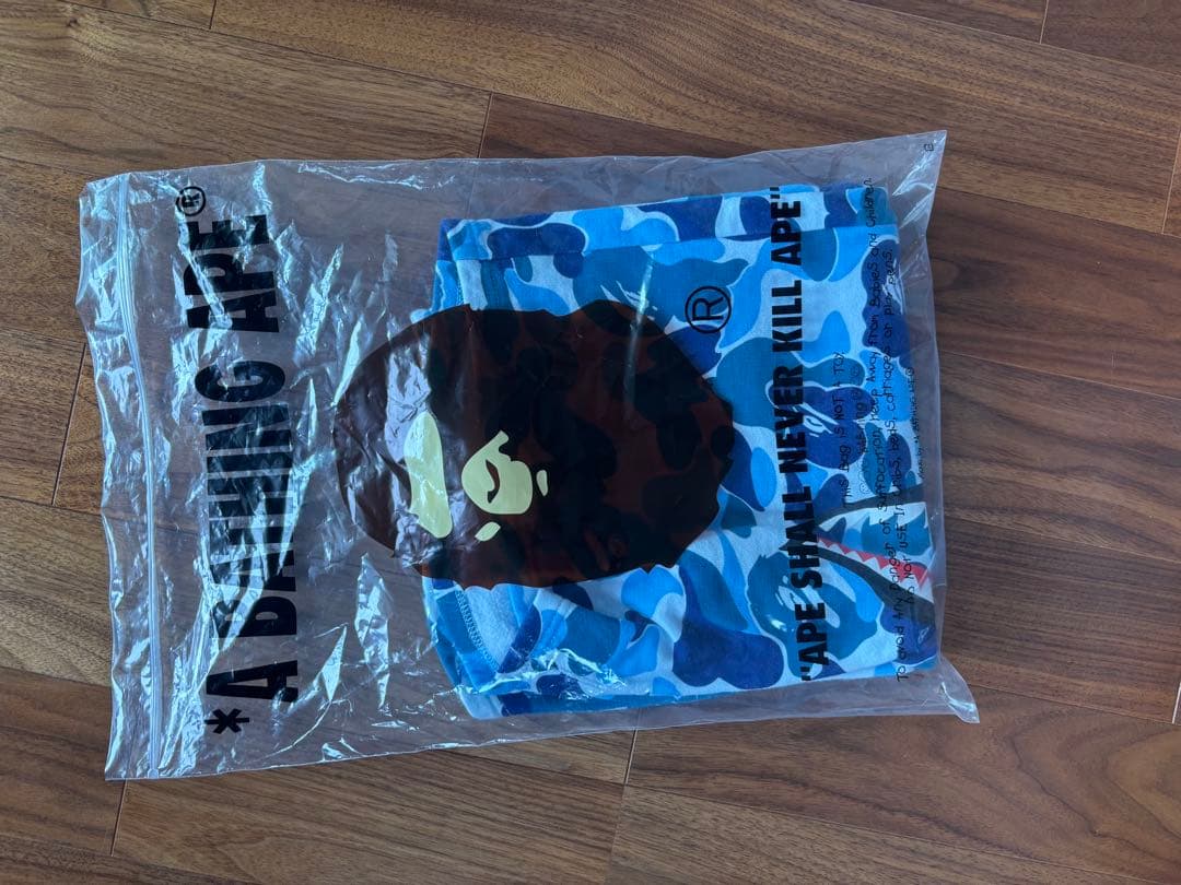 A BATHING APE（ア・ベイシング・エイプ／BAPE）半パン新品