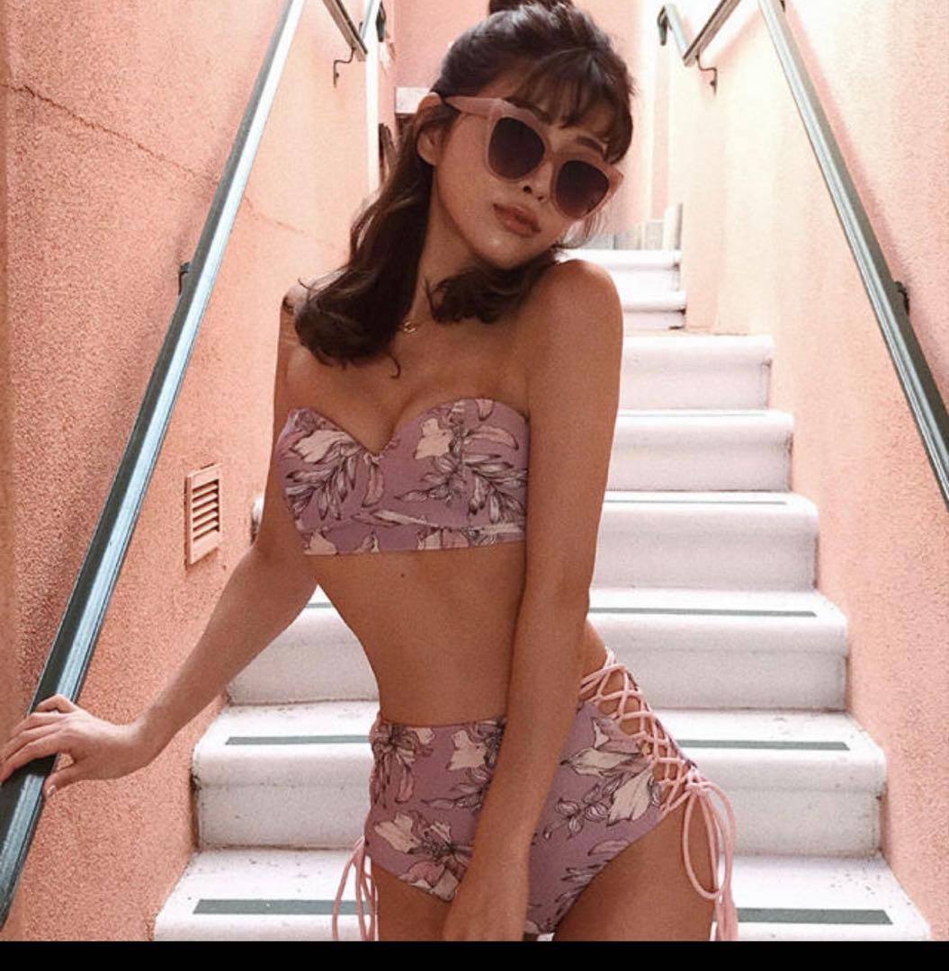 ダーリッチ　水着スイムウェア　花柄リリーフラワービキニ