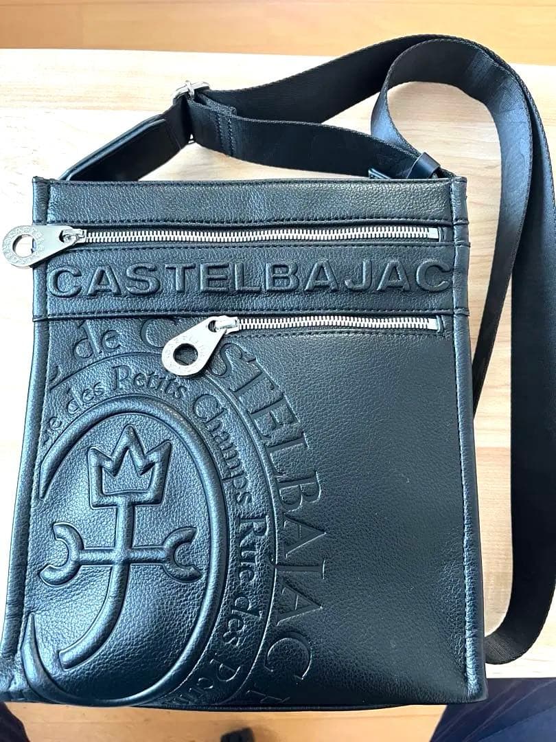CASTELBAJAC ブラックレザーショルダーバッグ