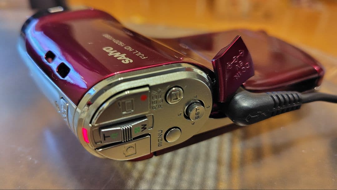 Sanyo Xacti DMX-CG110 全付属品＆箱　ビデオカメラ 動作確認