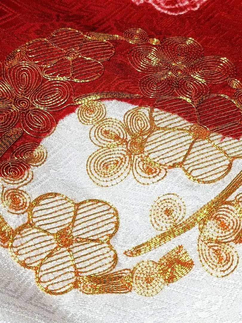 値下げ‼️美品✿寿化粧箱入り 金駒刺繍✿宮参り着物絹 49,500円　長襦袢付き