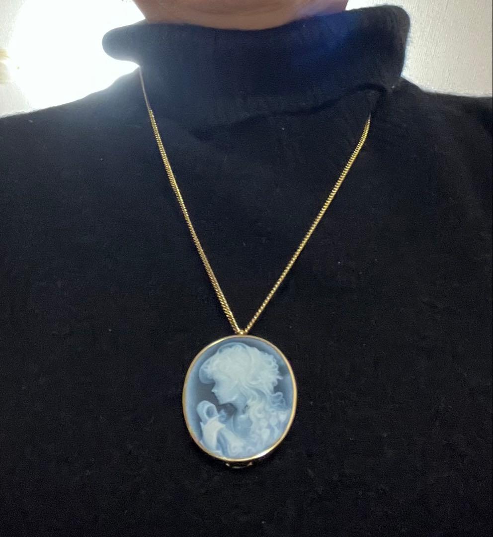 カメオペンダントトップ兼ブローチ　3.5✖️4.5 18K 作家サイン有り